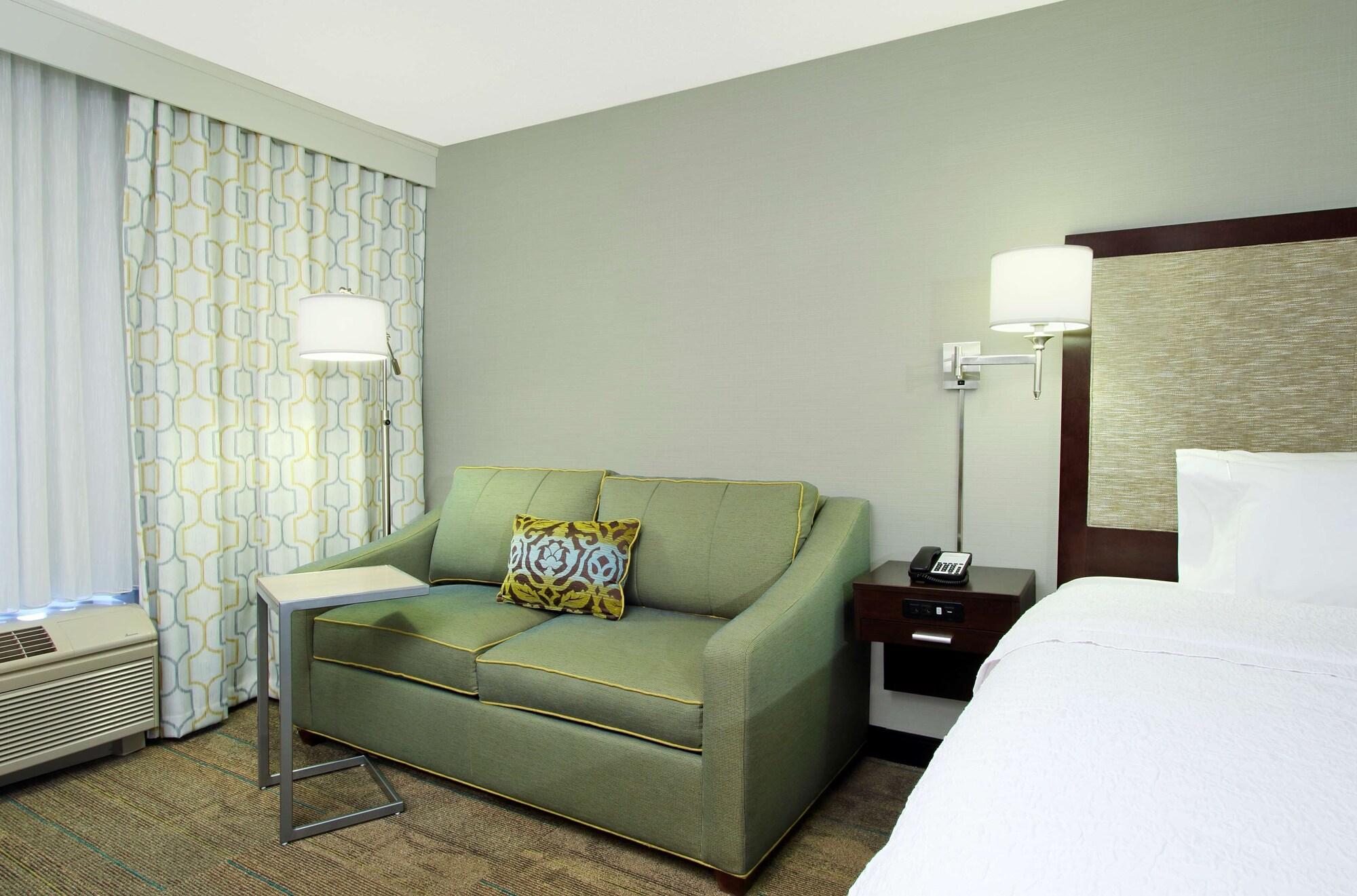 Hampton Inn & Suites Columbus Гілліард Екстер'єр фото