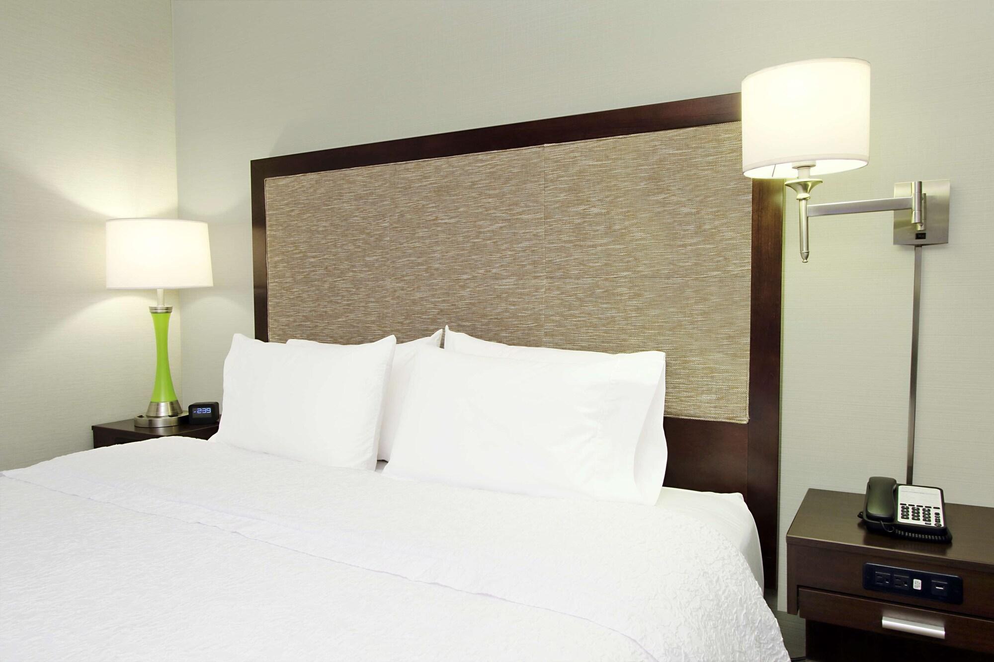 Hampton Inn & Suites Columbus Гілліард Екстер'єр фото