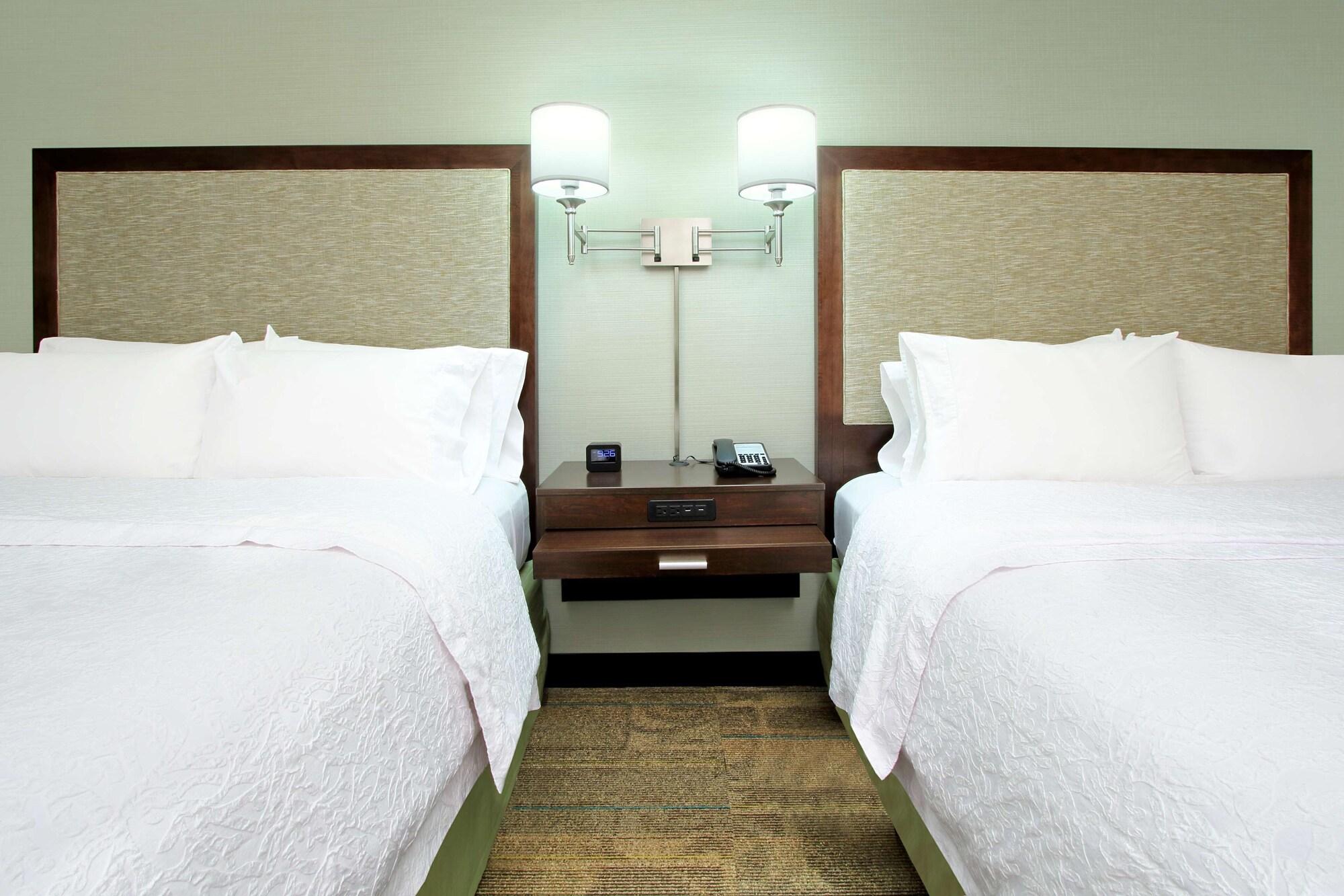 Hampton Inn & Suites Columbus Гілліард Екстер'єр фото
