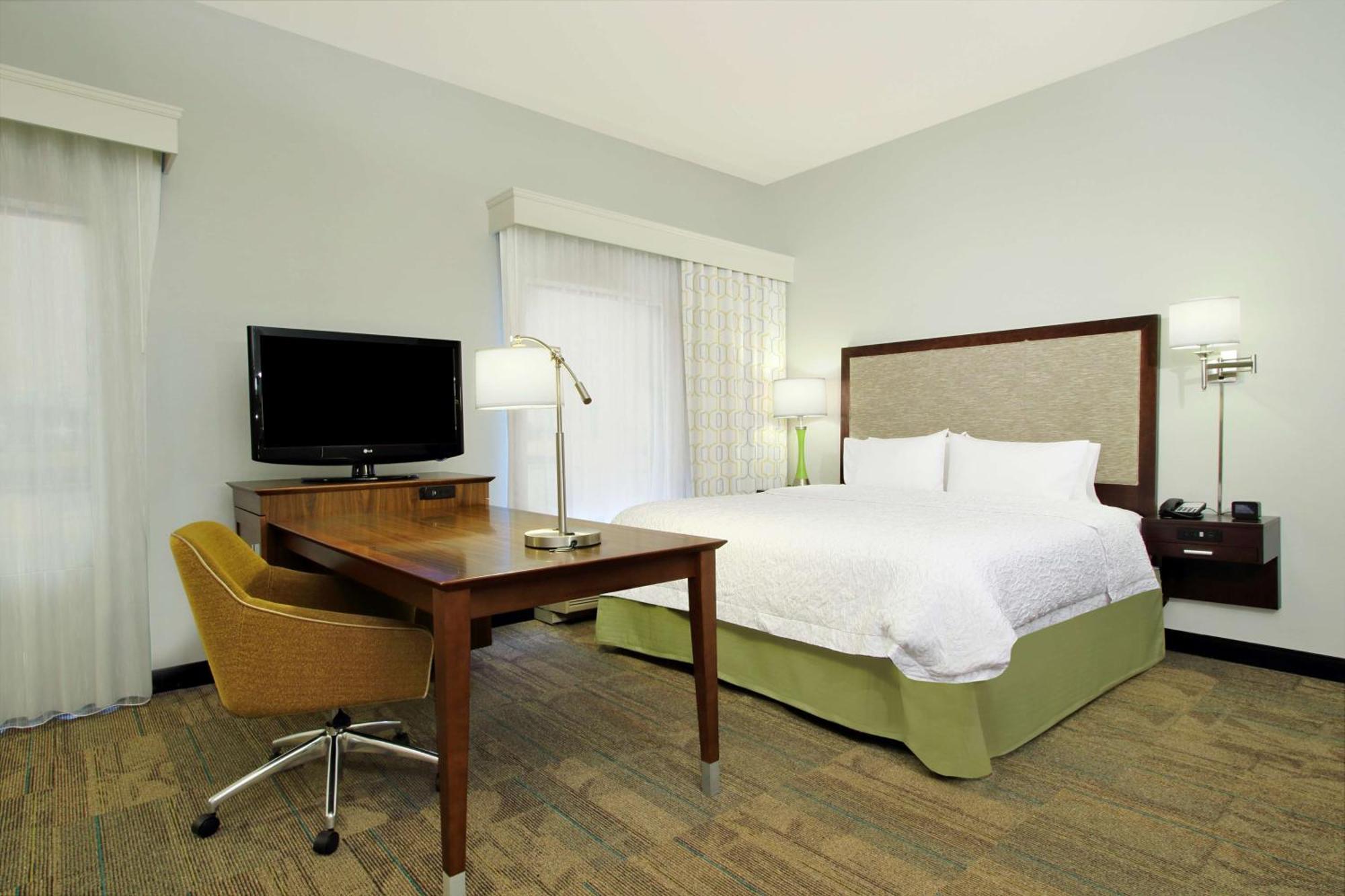 Hampton Inn & Suites Columbus Гілліард Екстер'єр фото