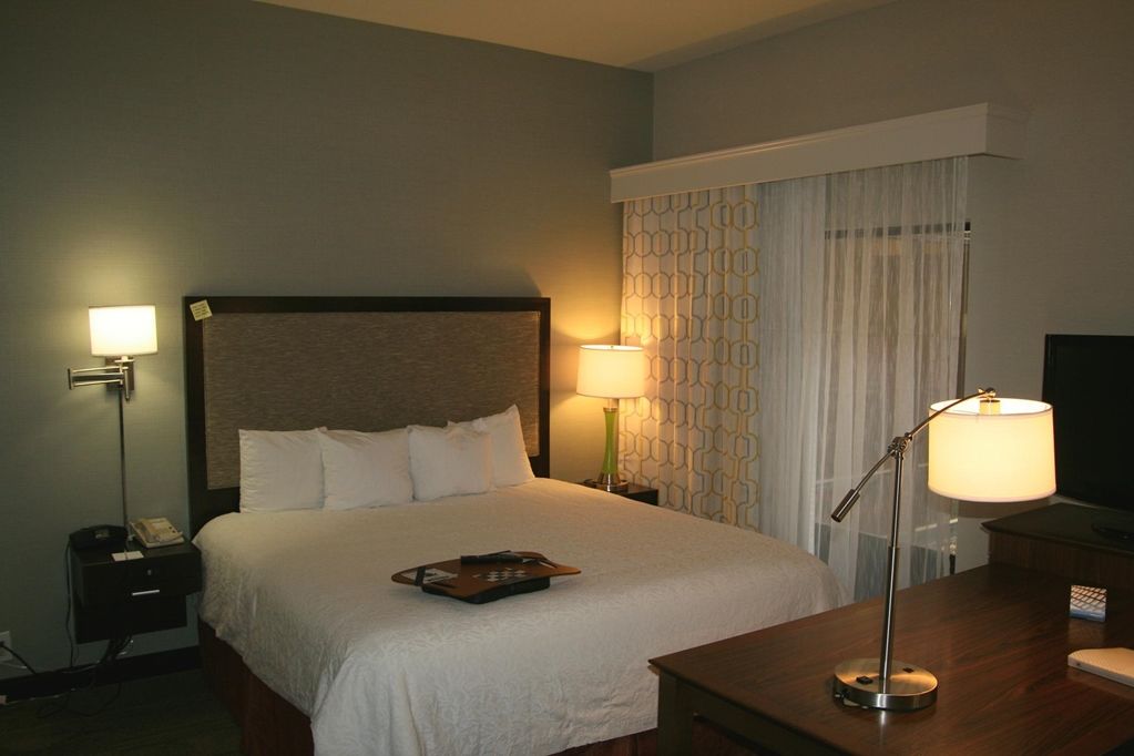 Hampton Inn & Suites Columbus Гілліард Номер фото